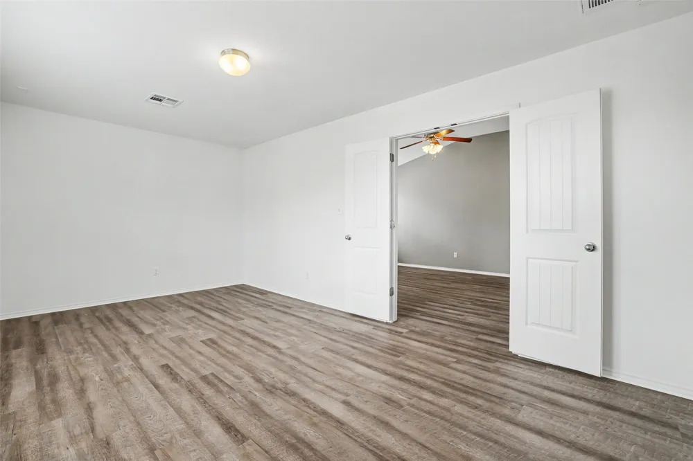 6227 Aviara Drive #E3 Austin, TX 78735