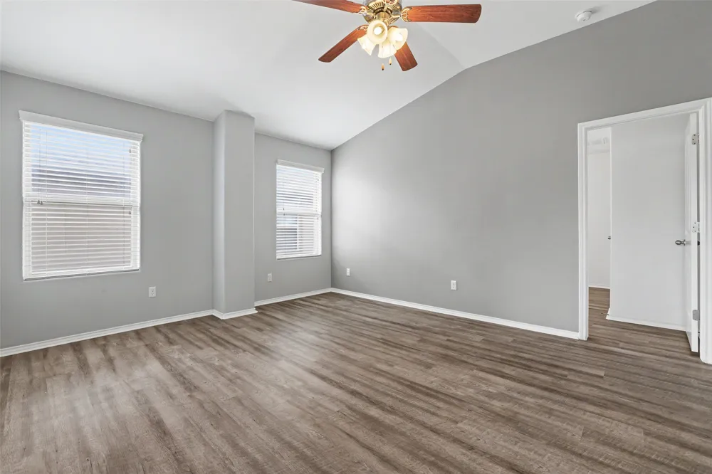 6227 Aviara Drive #E3 Austin, TX 78735
