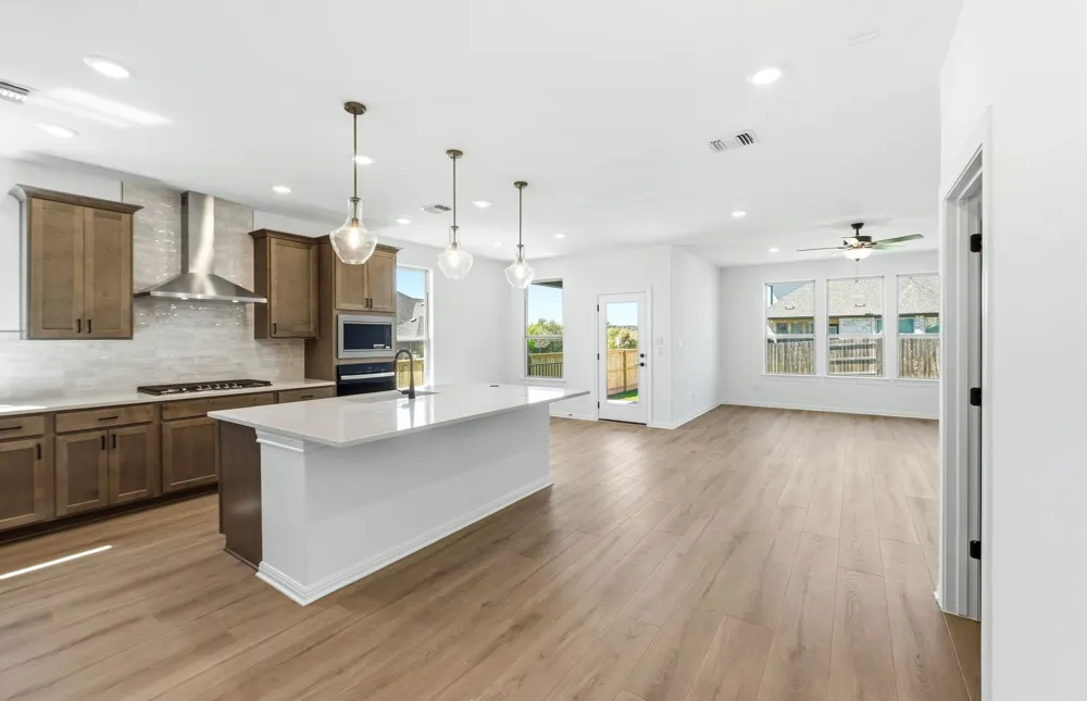 605 Ridge Point Drive Georgetown, TX 78628