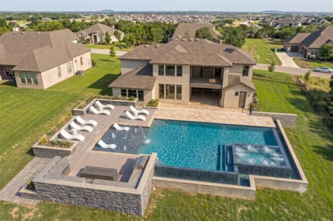 216 Spence Lane