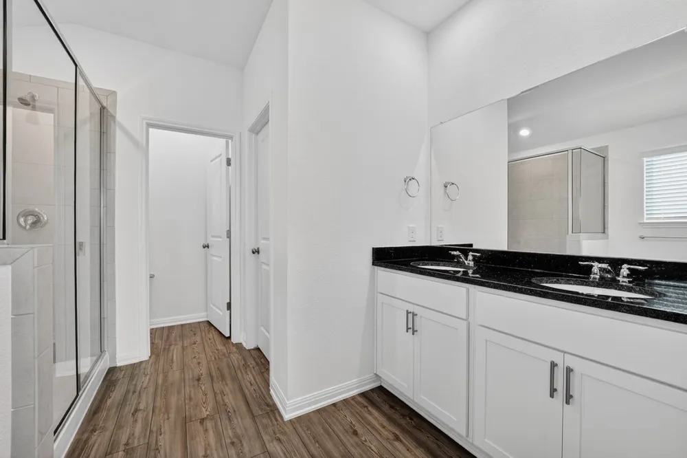 14130 Edna Maxine Walk Del Valle, TX 78617