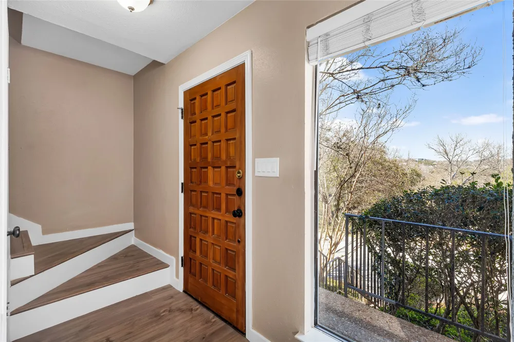 3607 Las Colinas Drive #B Austin, TX 78731