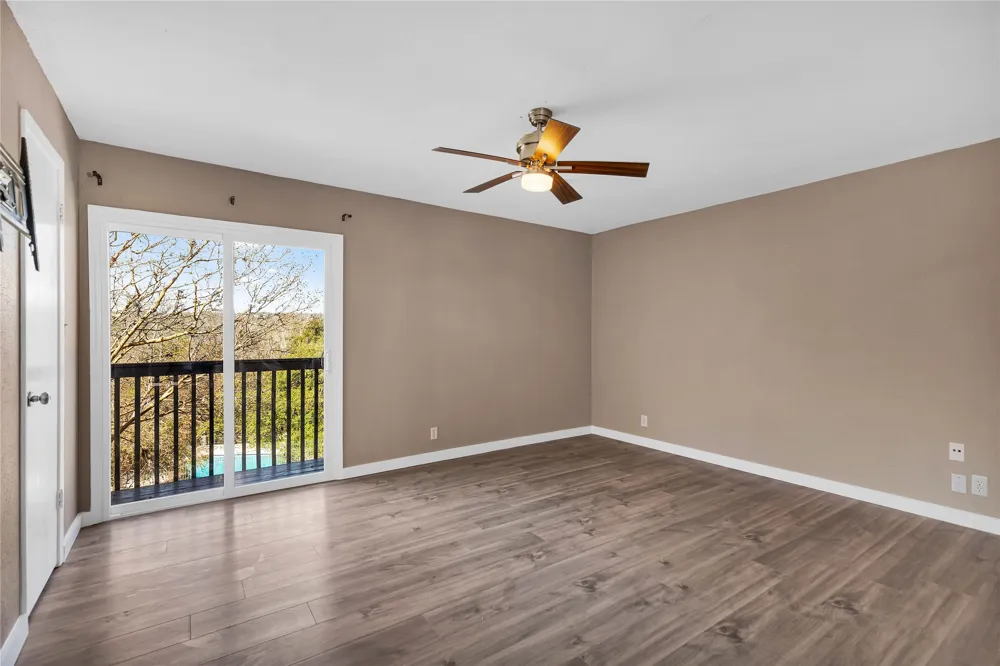 3607 Las Colinas Drive #B Austin, TX 78731