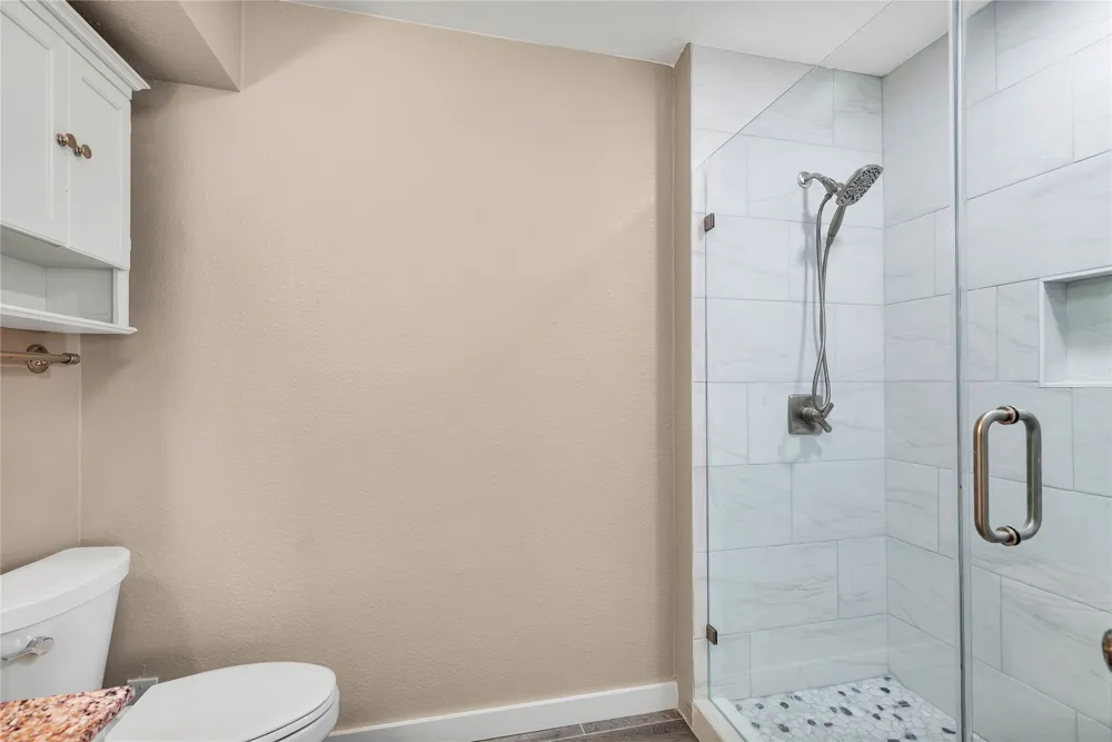 3607 Las Colinas Drive #B Austin, TX 78731