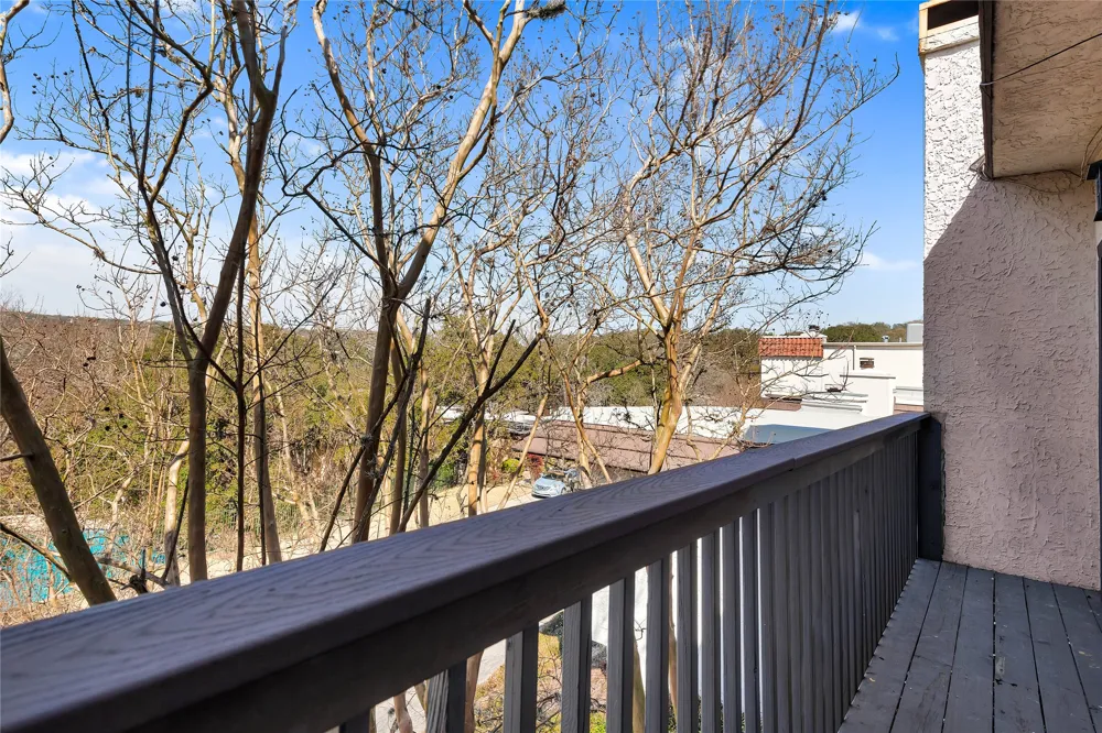 3607 Las Colinas Drive #B Austin, TX 78731