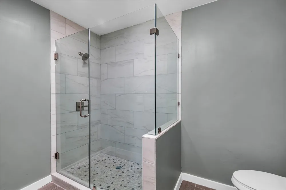 3607 Las Colinas Drive #B Austin, TX 78731