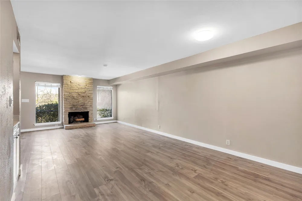 3607 Las Colinas Drive #B Austin, TX 78731