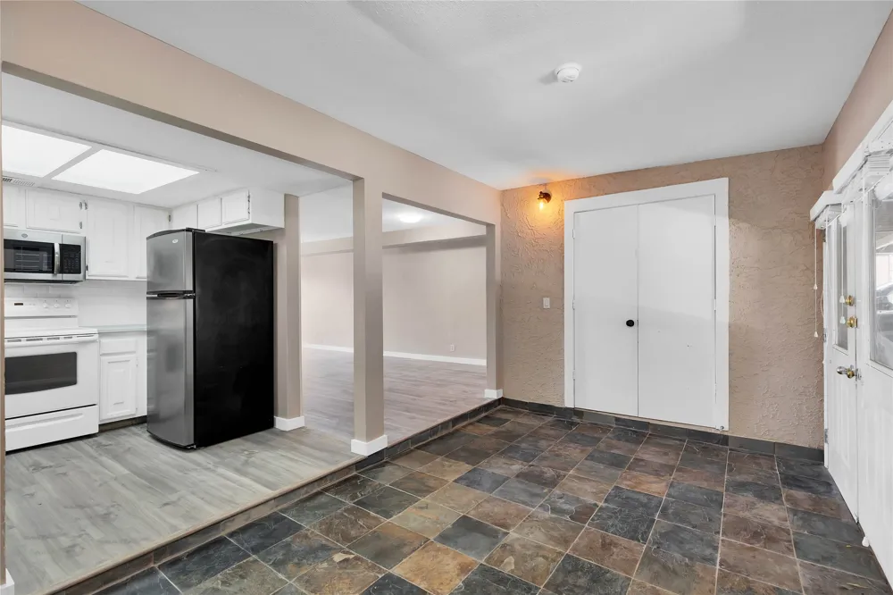 3607 Las Colinas Drive #B Austin, TX 78731
