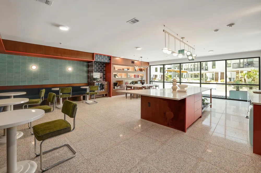 1701 Simond Avenue #215 Austin, TX 78723