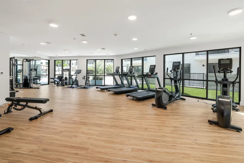 1701 Simond Avenue #215 Austin, TX 78723