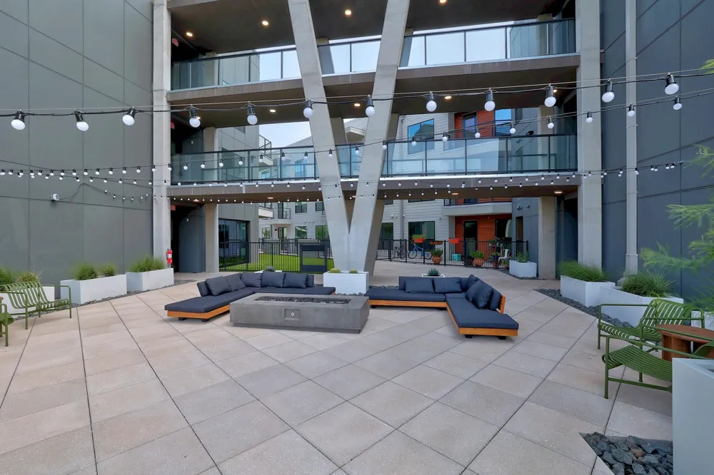 1701 Simond Avenue #215 Austin, TX 78723