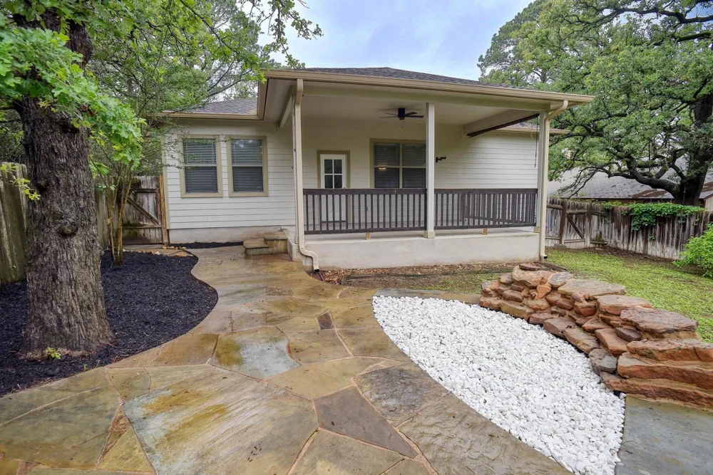 105 S Kaupo Drive Bastrop, TX 78602