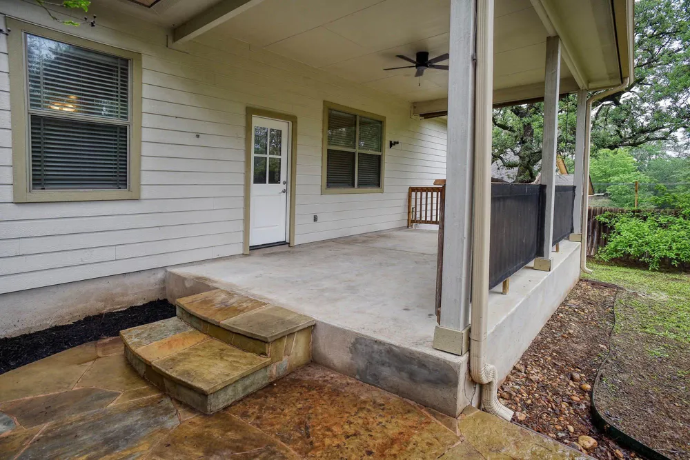 105 S Kaupo Drive Bastrop, TX 78602