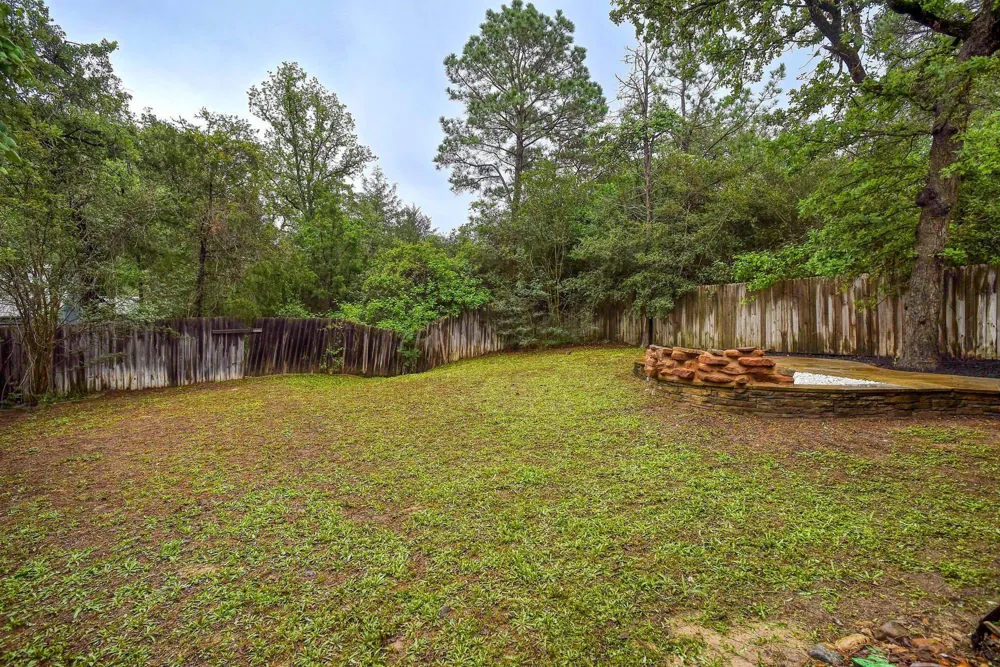 105 S Kaupo Drive Bastrop, TX 78602