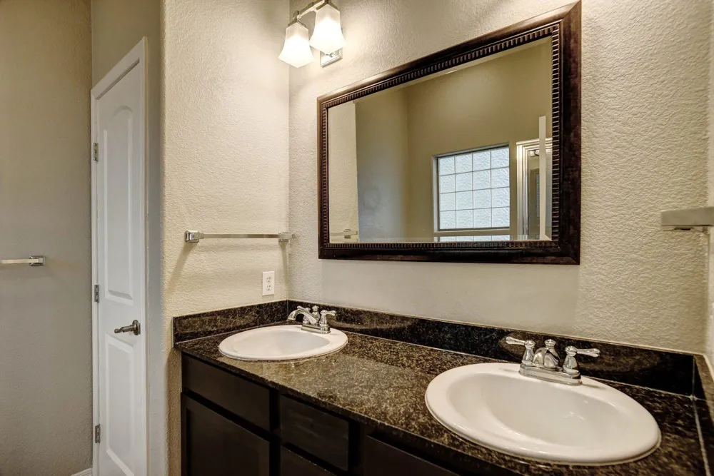 105 S Kaupo Drive Bastrop, TX 78602