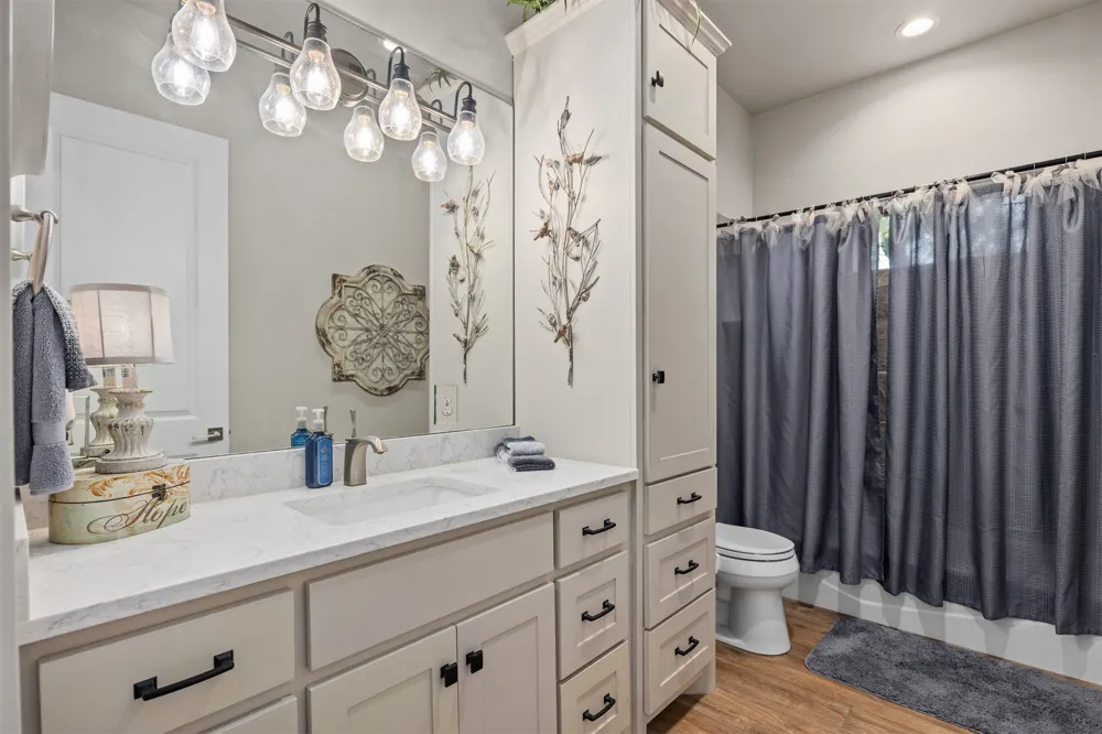 522 S San Juan Kerrville, TX 78028