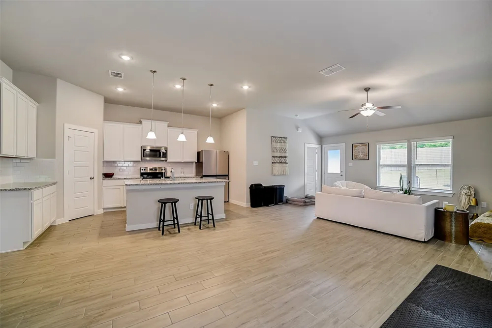 2051 Rowan Way New Braunfels, TX 78130