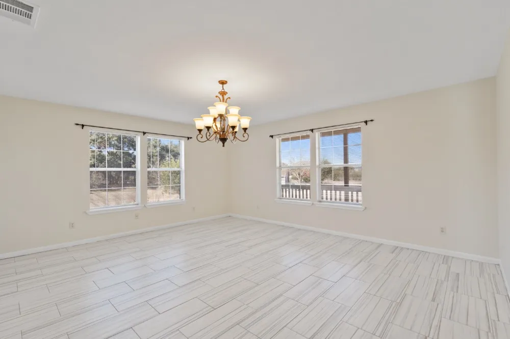 2301 Red Bird Cove Lago Vista, TX 78645