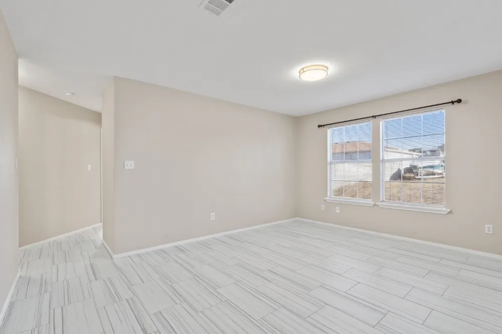 2301 Red Bird Cove Lago Vista, TX 78645