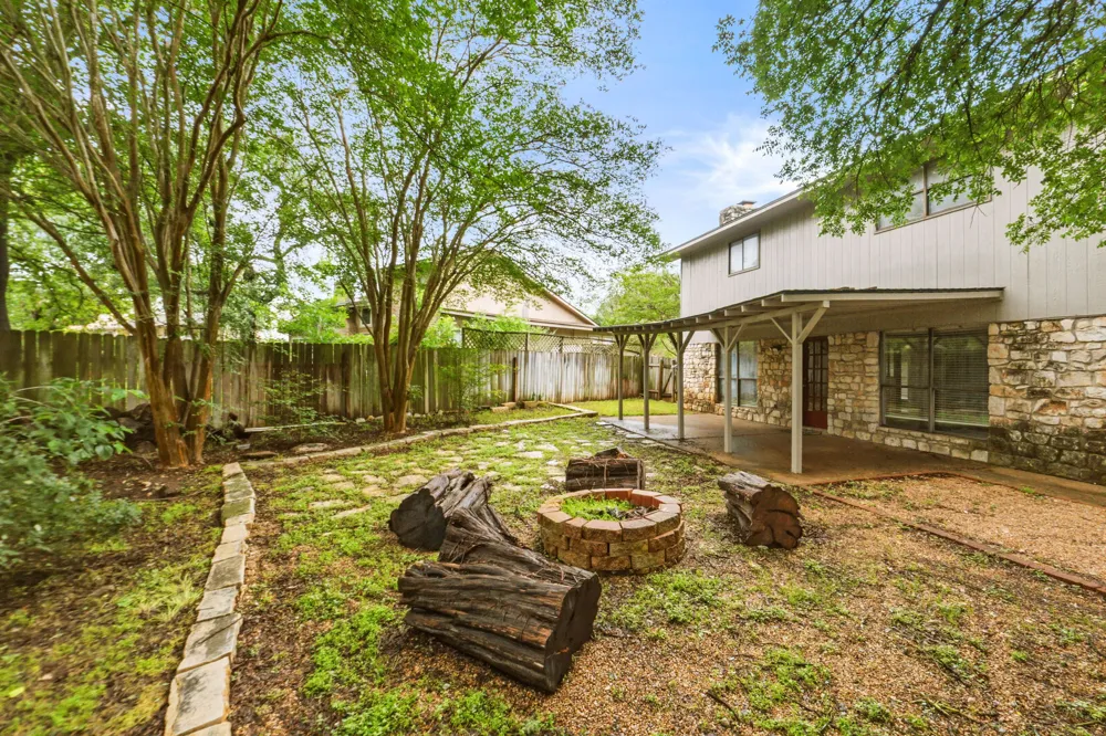 1303 Creekview Drive Round Rock, TX 78681