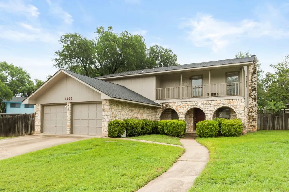 1303 Creekview Drive Round Rock, TX 78681