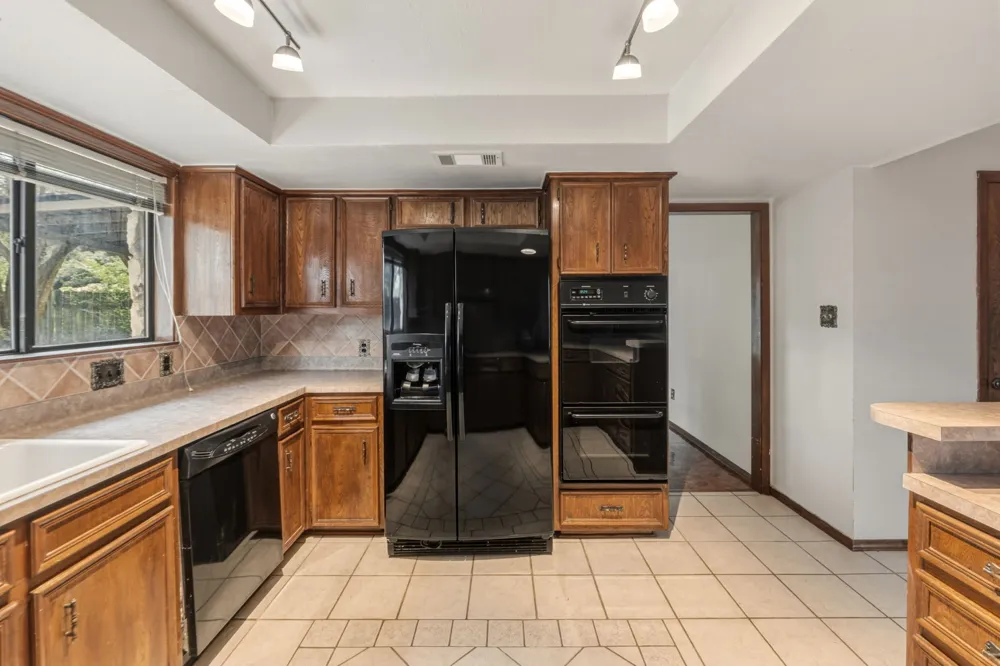 1303 Creekview Drive Round Rock, TX 78681