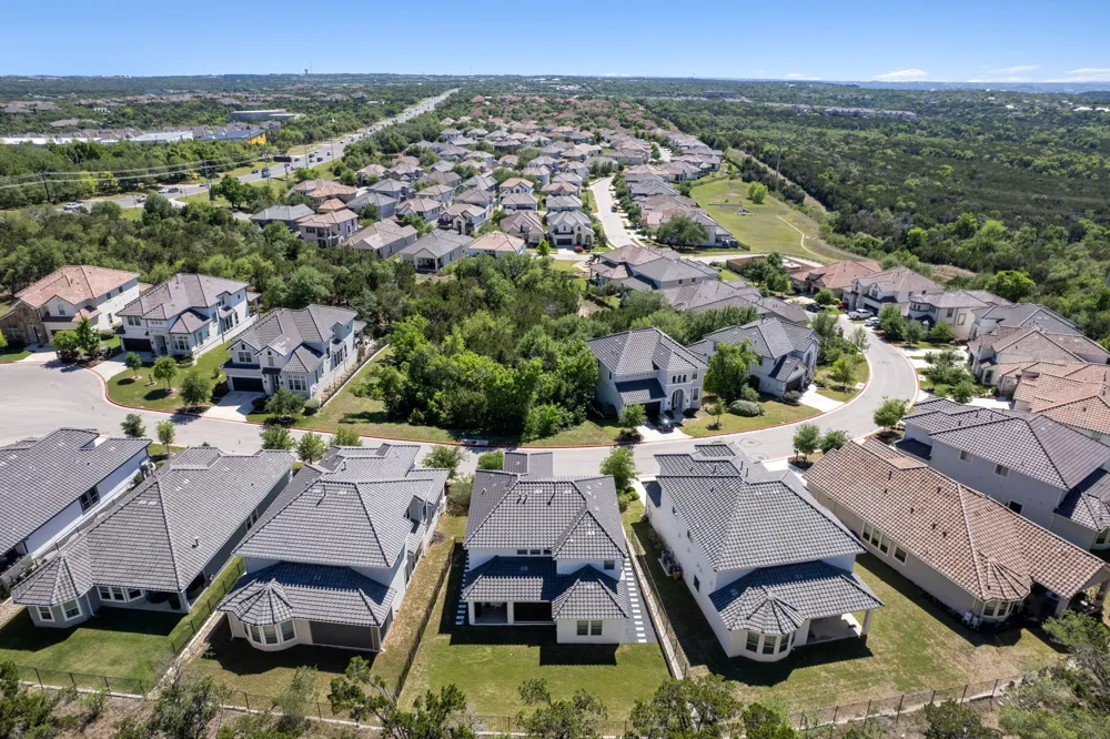 9900 Bayshore Bend #65 Austin, TX 78726