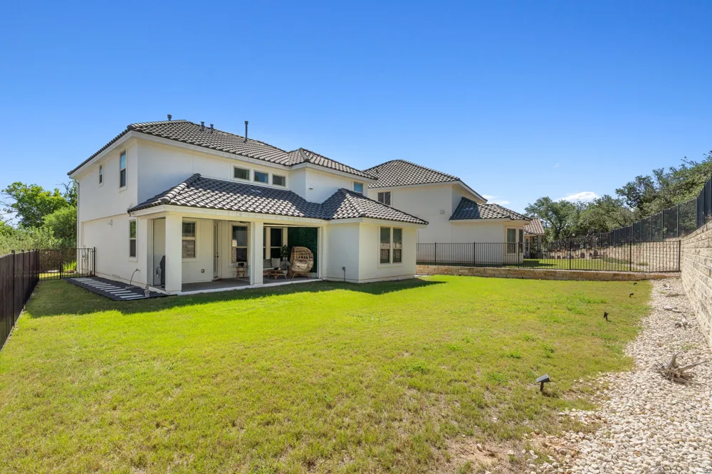 9900 Bayshore Bend #65 Austin, TX 78726