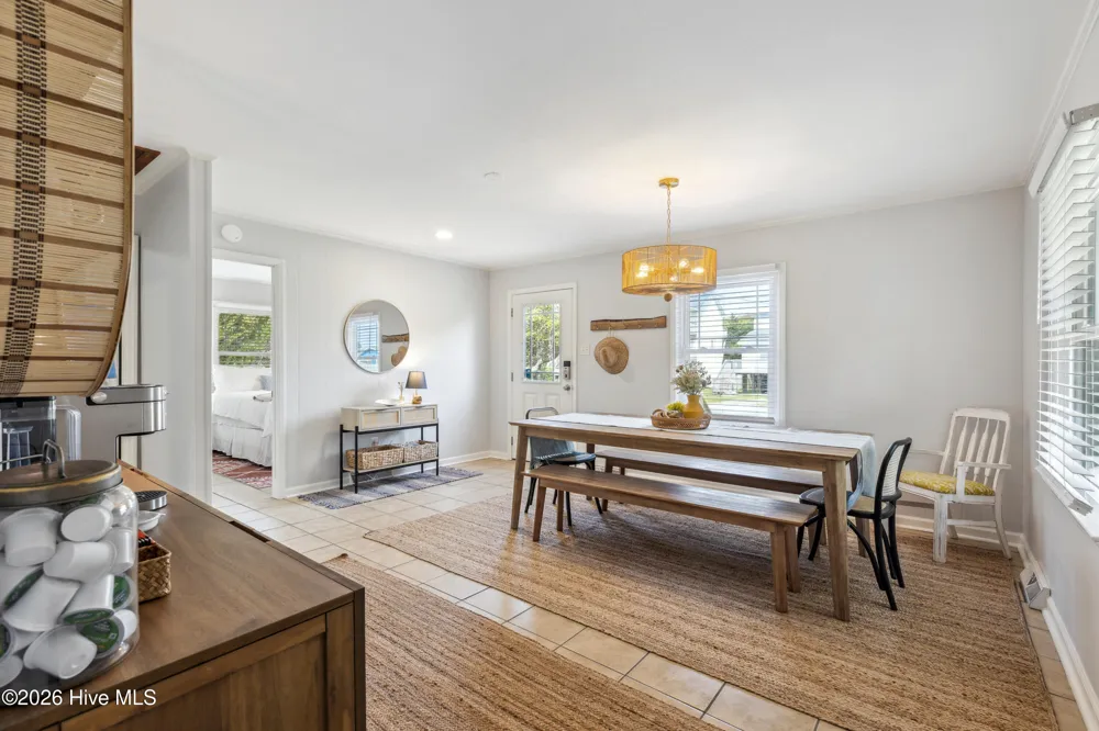 1122 S Topsail Drive Surf City, NC 28445