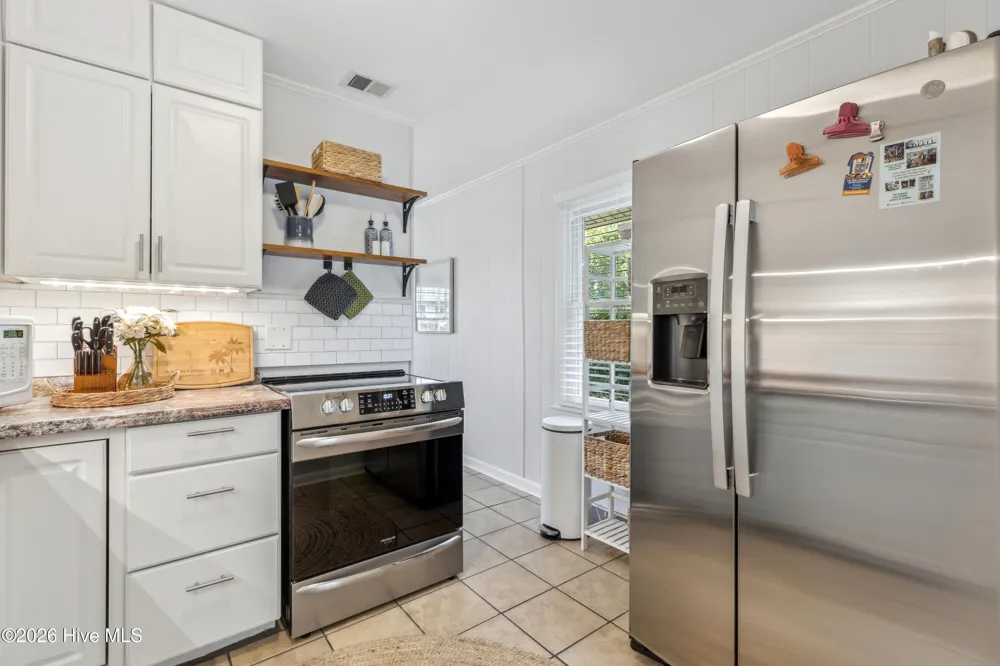 1122 S Topsail Drive Surf City, NC 28445