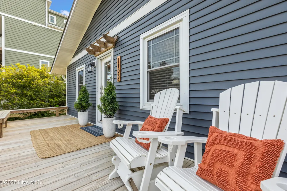 1122 S Topsail Drive Surf City, NC 28445