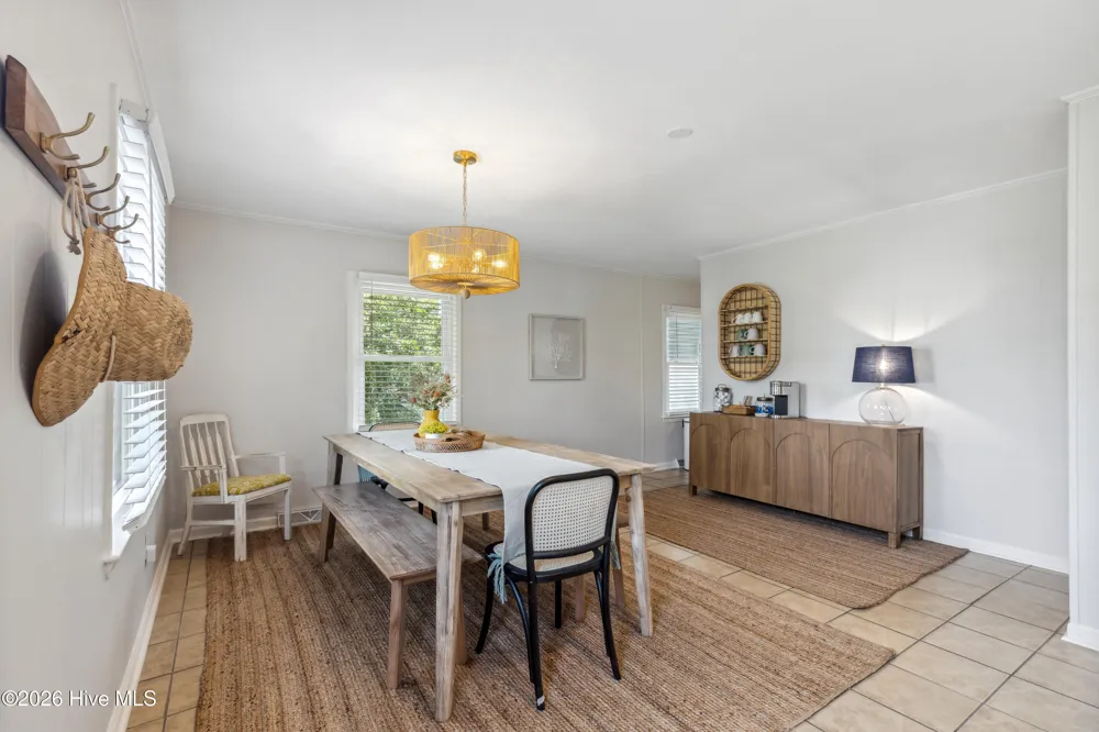 1122 S Topsail Drive Surf City, NC 28445