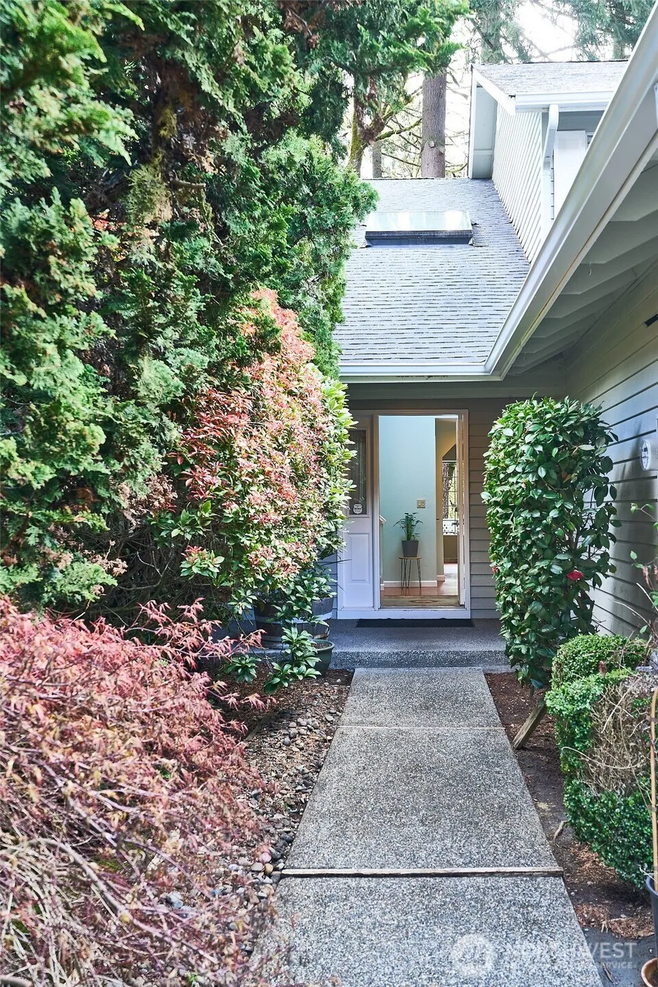 8730 133rd Avenue NE Redmond, WA 98052