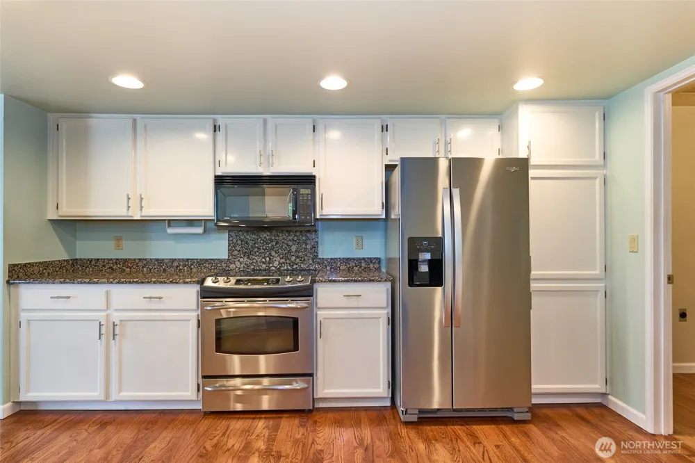 8730 133rd Avenue NE Redmond, WA 98052