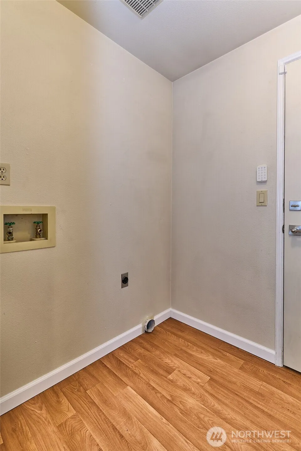 8730 133rd Avenue NE Redmond, WA 98052