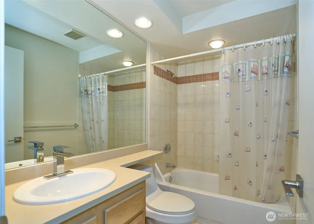 8730 133rd Avenue NE Redmond, WA 98052