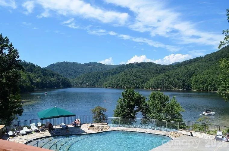 672 Southshore Drive #672 Tuckasegee, NC 28783