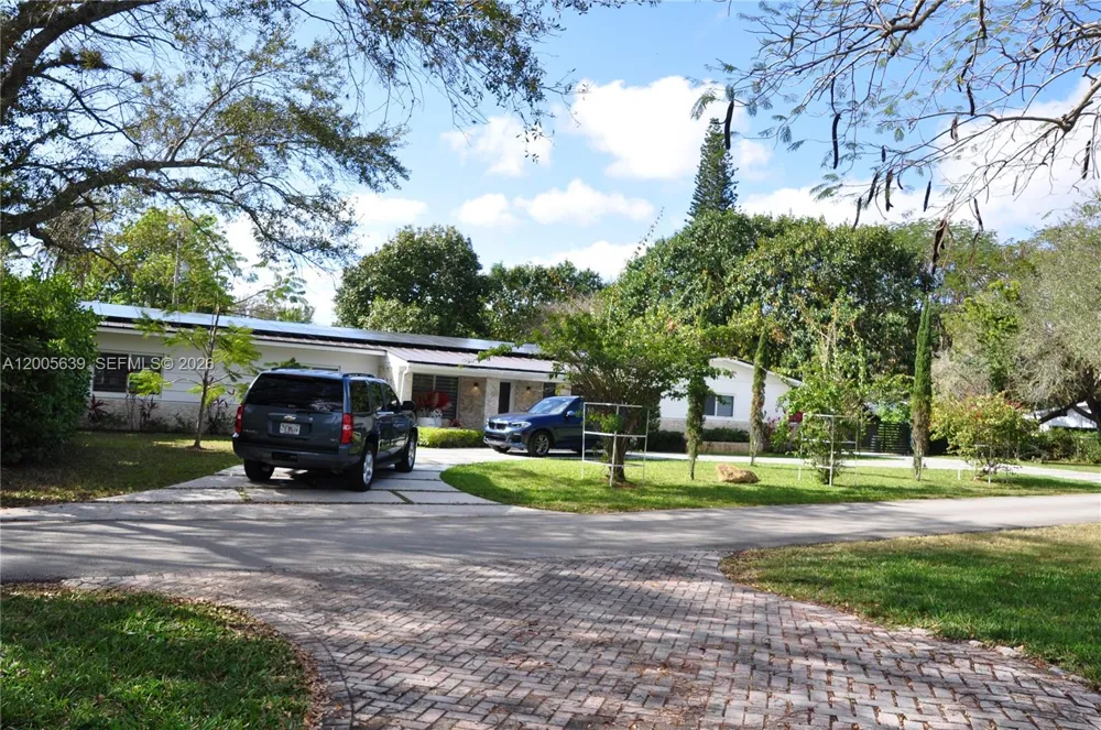 7400 SW 116th St Pinecrest, FL 33156