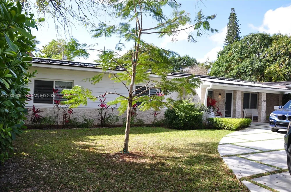 7400 SW 116th St Pinecrest, FL 33156