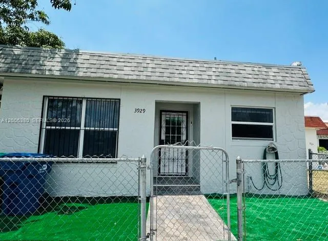 3929 NW 207th St Rd Miami Gardens, FL 33055