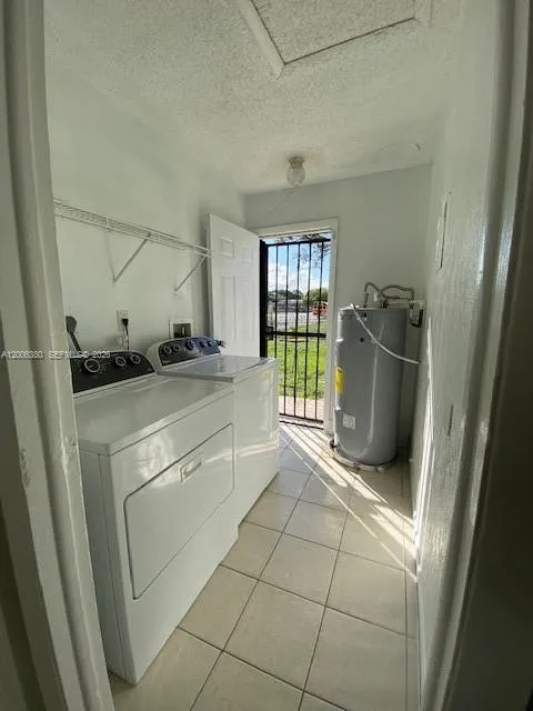 3929 NW 207th St Rd Miami Gardens, FL 33055