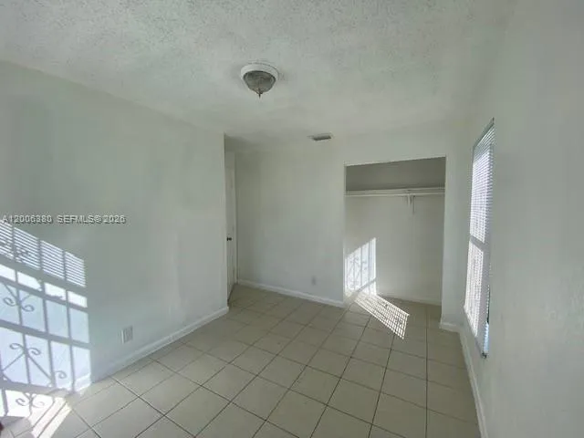 3929 NW 207th St Rd Miami Gardens, FL 33055