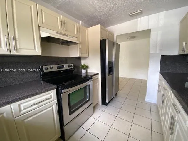 3929 NW 207th St Rd Miami Gardens, FL 33055