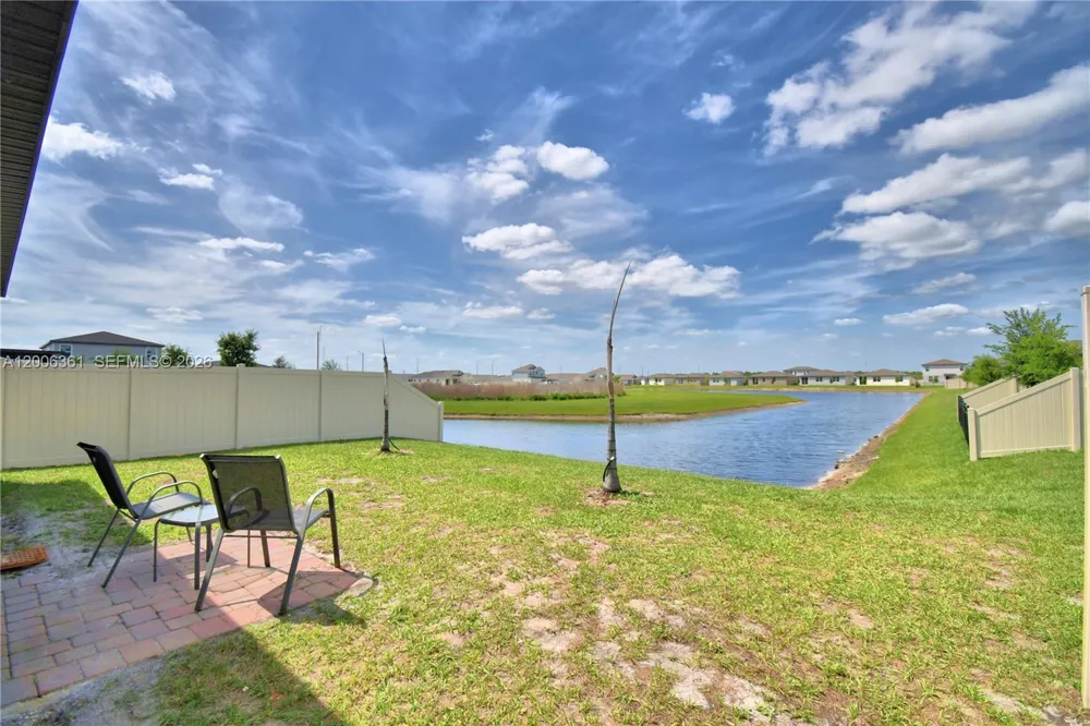 3563 Broadwing Blvd. Kissimmee, FL 34759