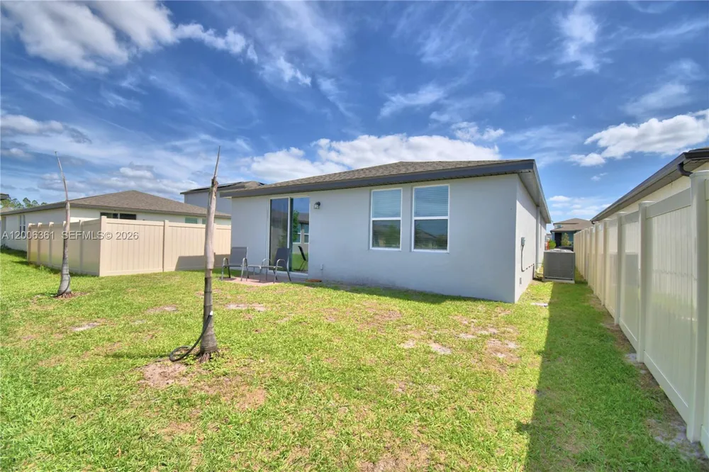 3563 Broadwing Blvd. Kissimmee, FL 34759