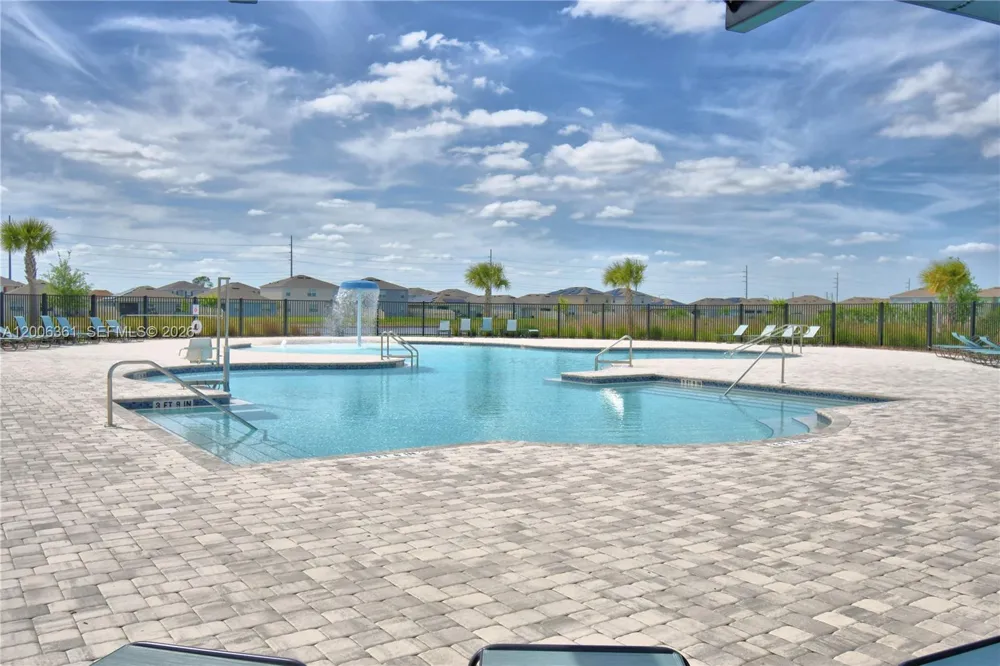 3563 Broadwing Blvd. Kissimmee, FL 34759