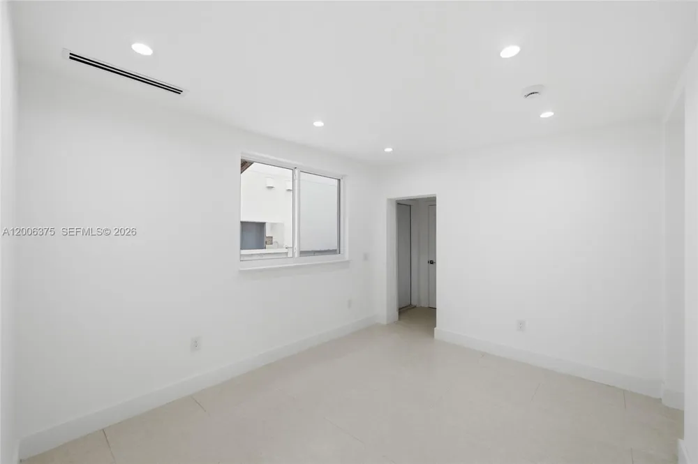 5735 SW 12th St West Miami, FL 33144
