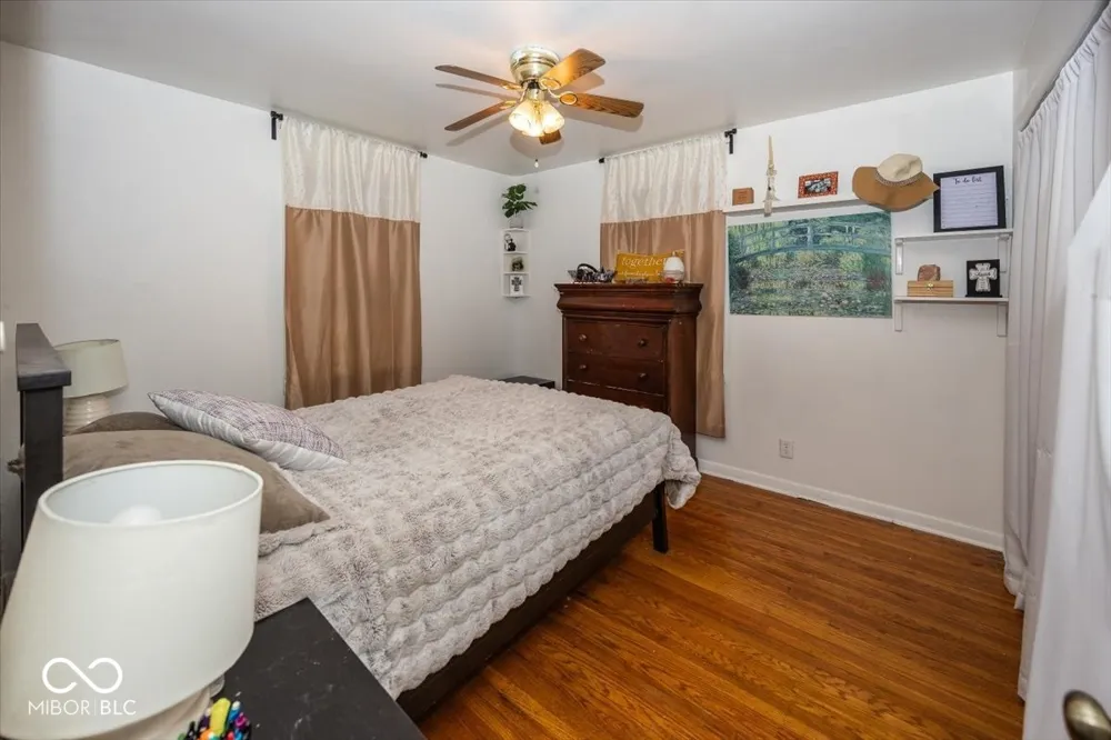 229 S 4th Avenue Beech Grove, IN 46107