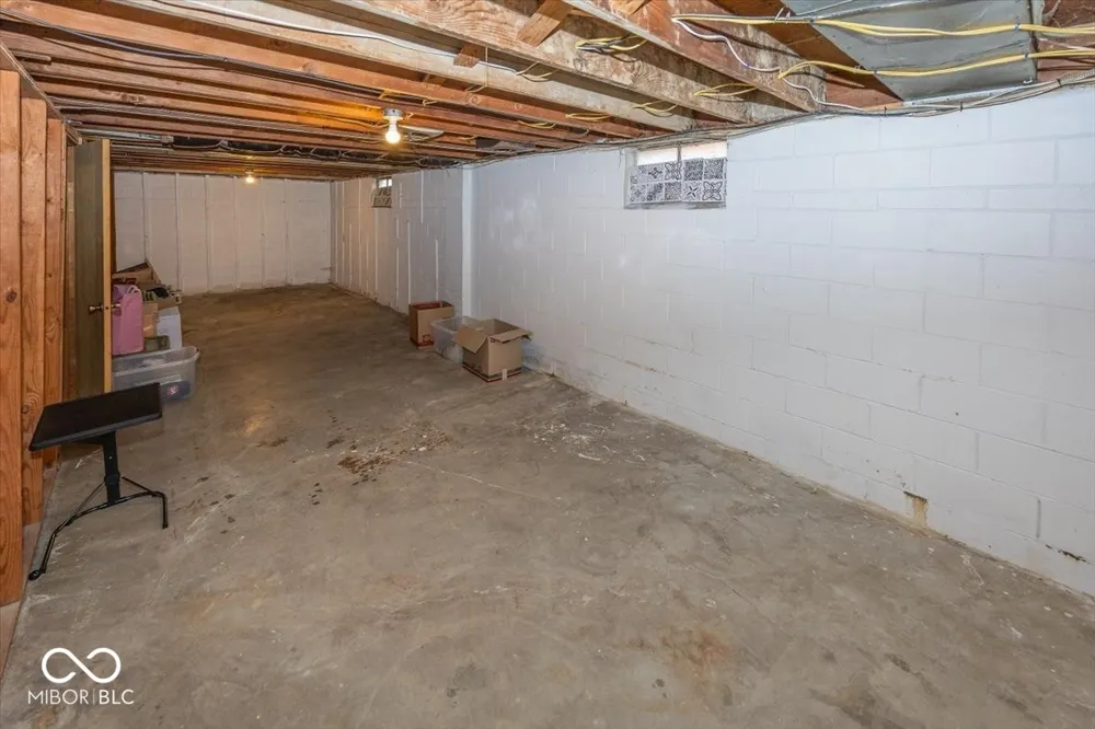 229 S 4th Avenue Beech Grove, IN 46107