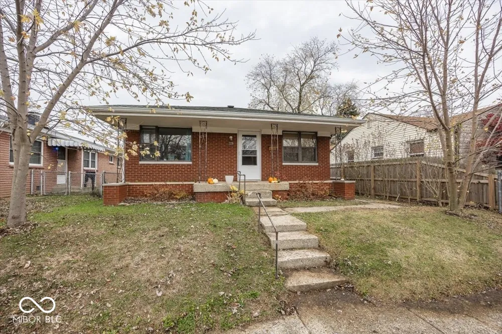 229 S 4th Avenue Beech Grove, IN 46107